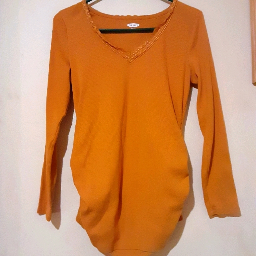 Maternity long sleeve shirt
